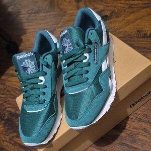 Reebok Men Teal and White Sneakers